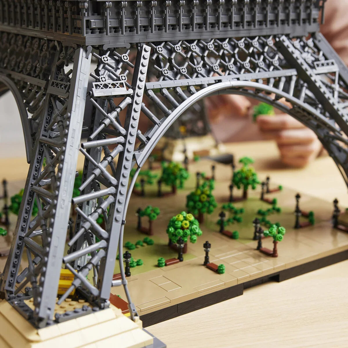 10001 PCS Eiffel Tower - Buildings Set EU